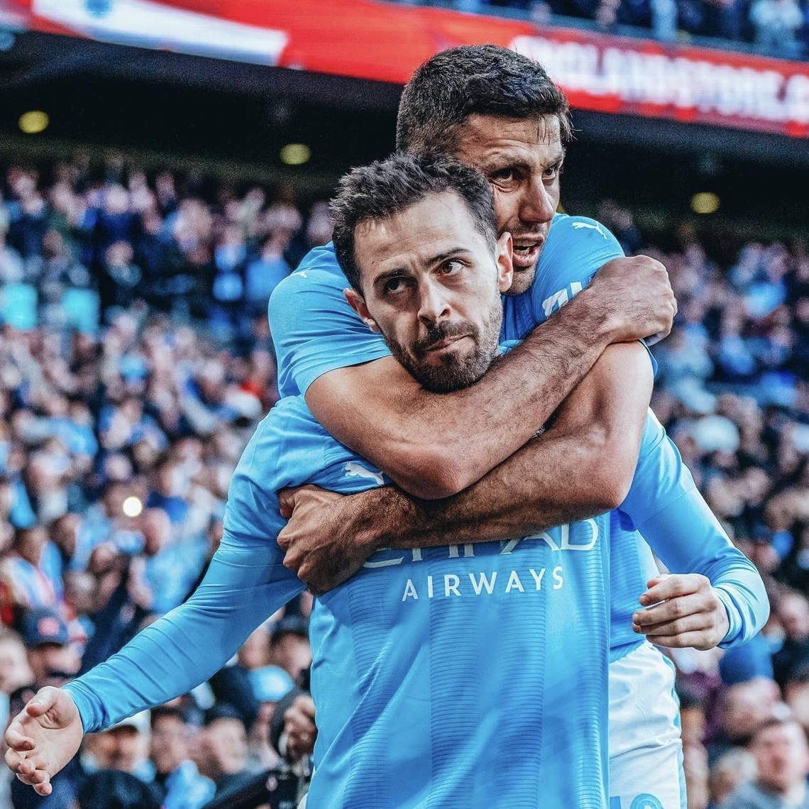 曼城完胜法国，拉什福德带队取胜