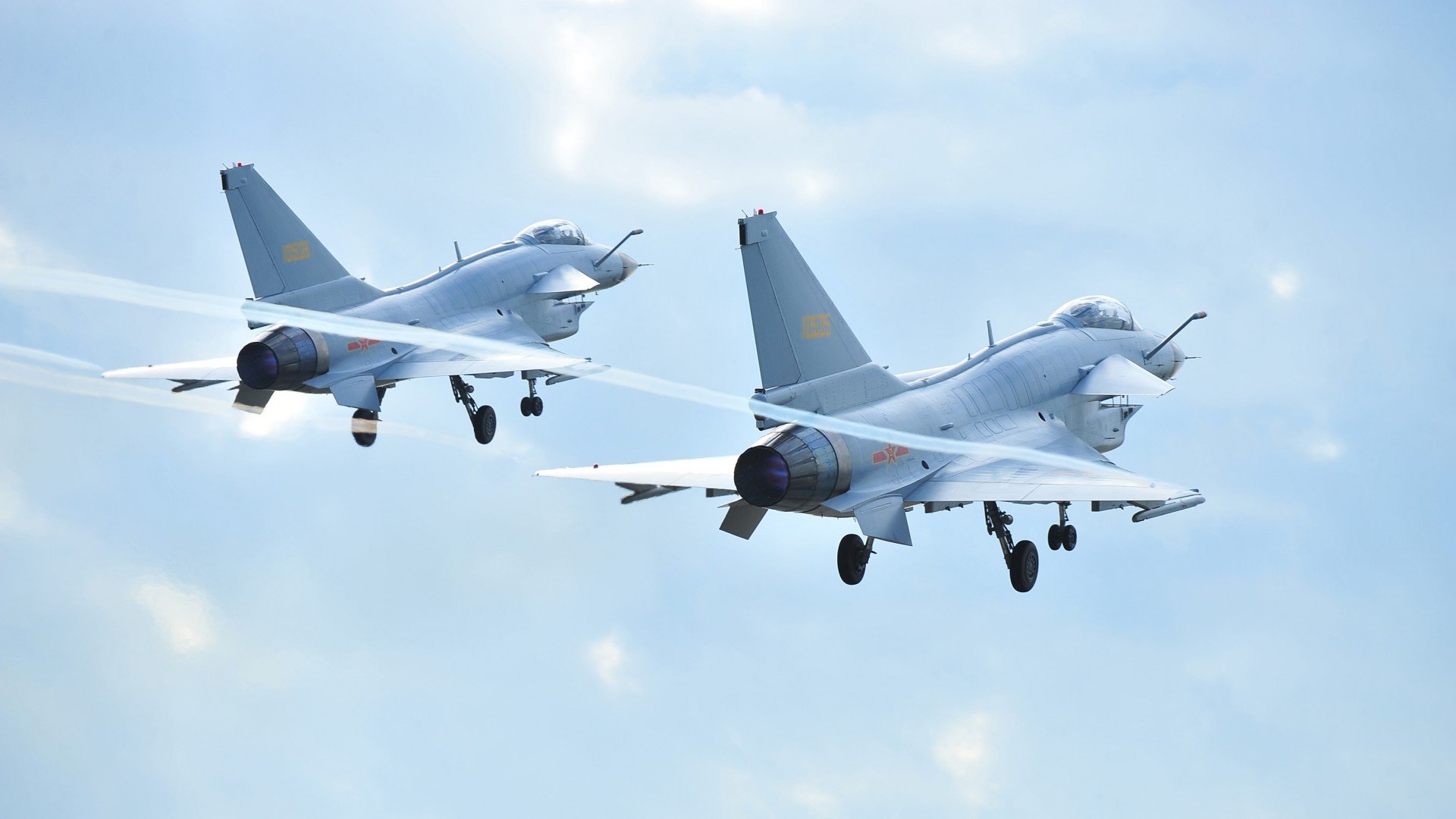 新疆奇阵锁死马刺,爱德华兹末节统治诠释关键先生