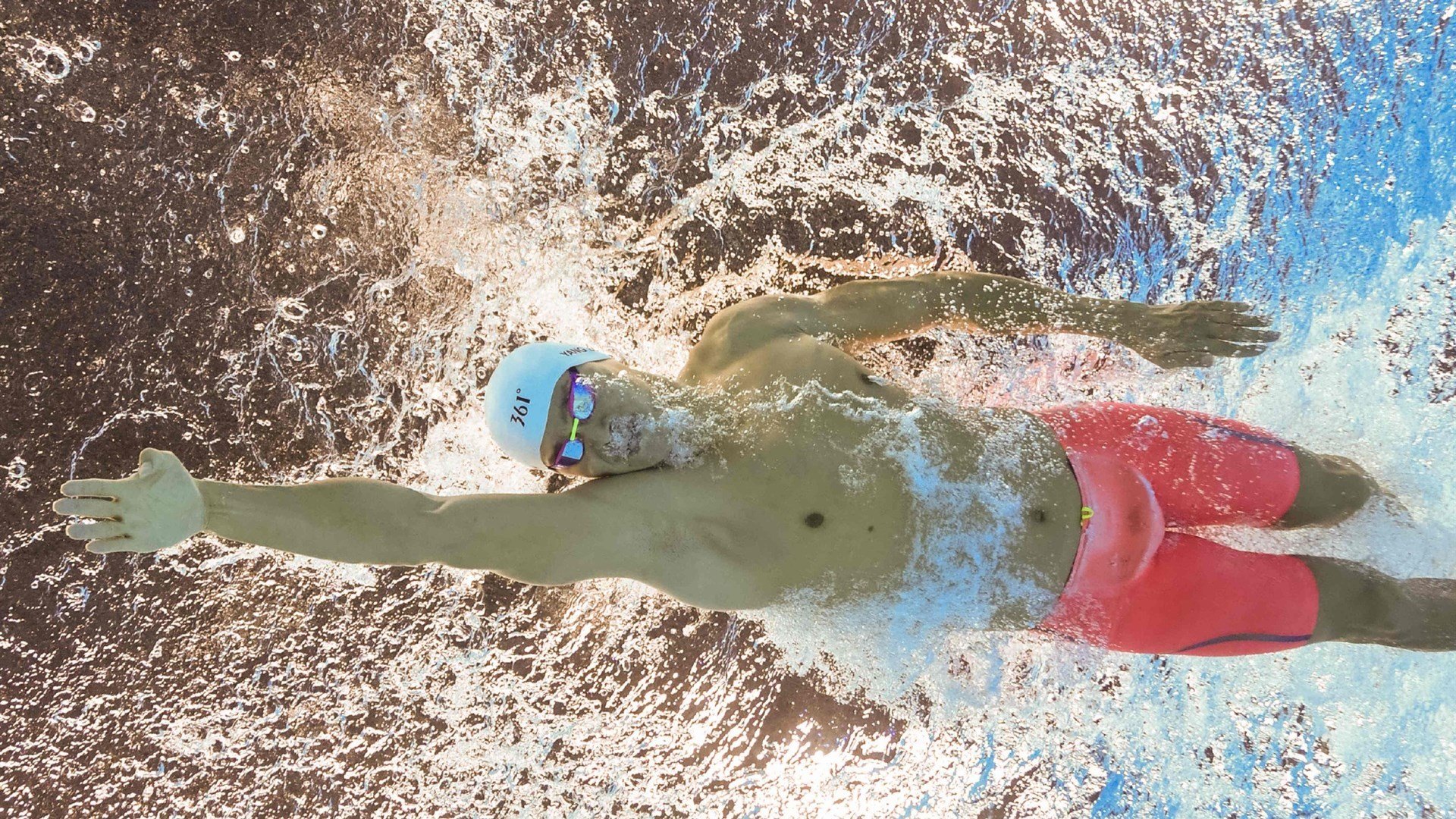 当绿茵场化身斯台普斯,加纳用西决式铁血踏平克罗地亚