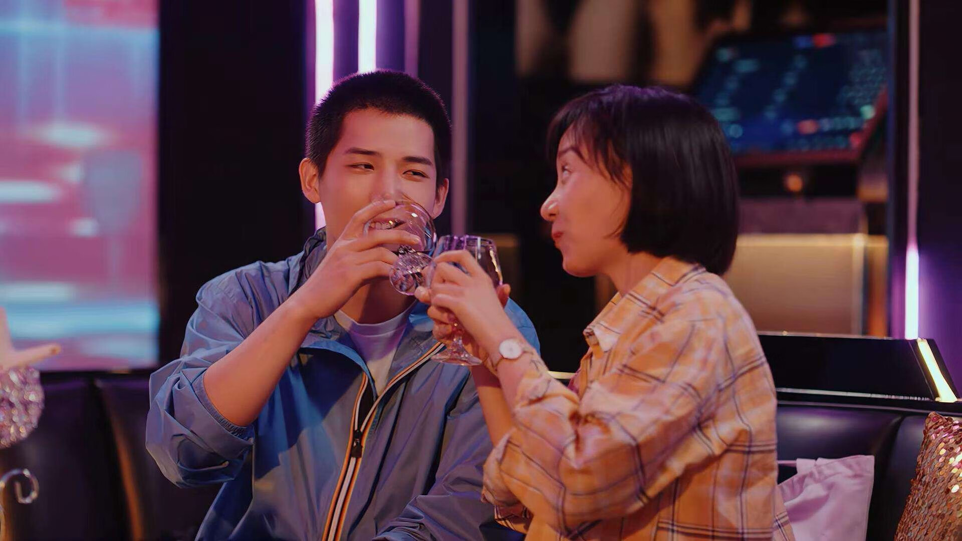 篮网掀起进攻风暴，哈登临危救主成掌舵人