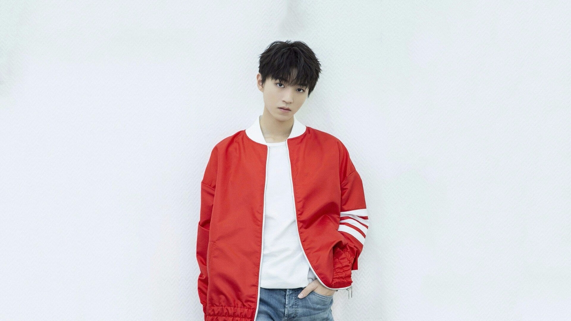 黑铁闸与红蓝旋风，亚特兰大用混凝土防守扼杀突尼斯，卢卡库破局定乾坤